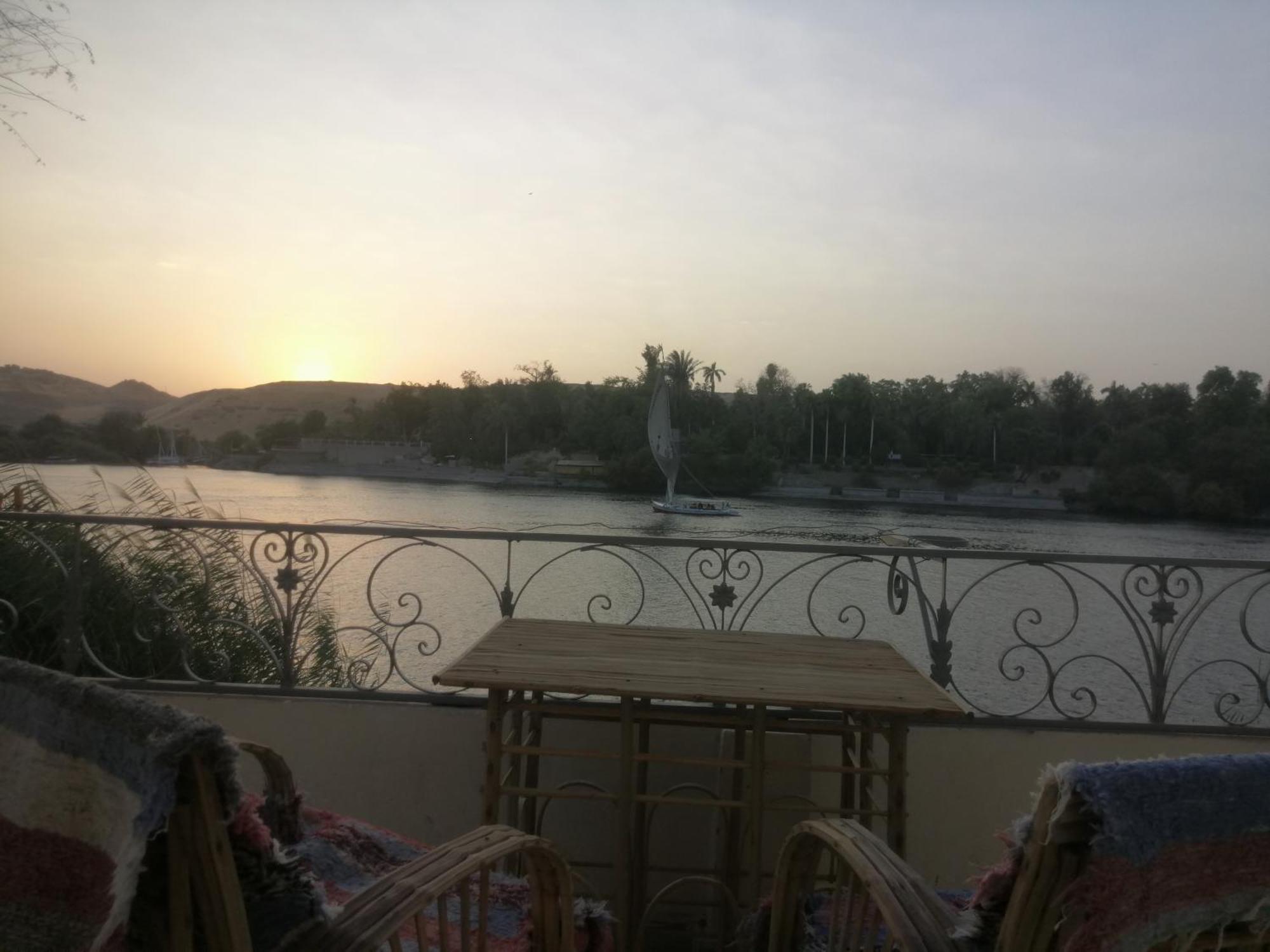 Nubian Bride Guest House อัสวาน ภายนอก รูปภาพ